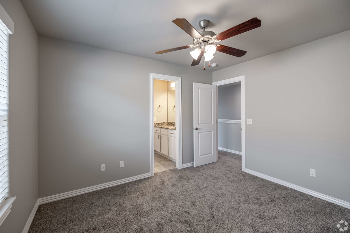 Summit Townhomes Image 6