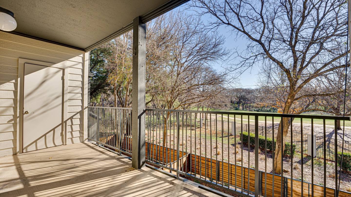 Carmel Creekside Image 17