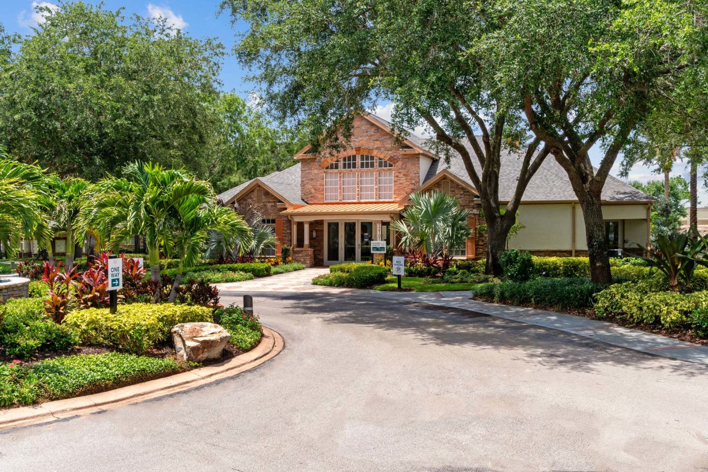 The Monaco at Waterford Lakes Image 8