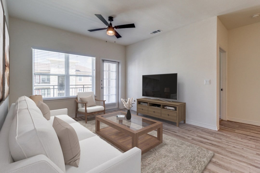 Residence at Gateway Village Image 18