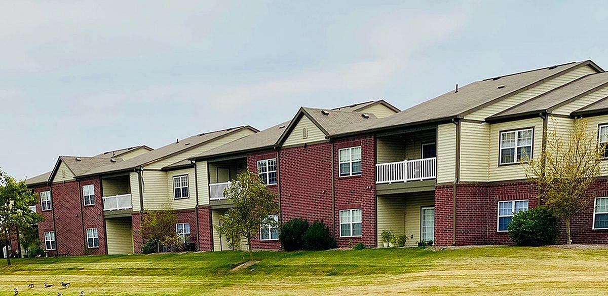 Gateway Crossing Apartment Homes Image 19