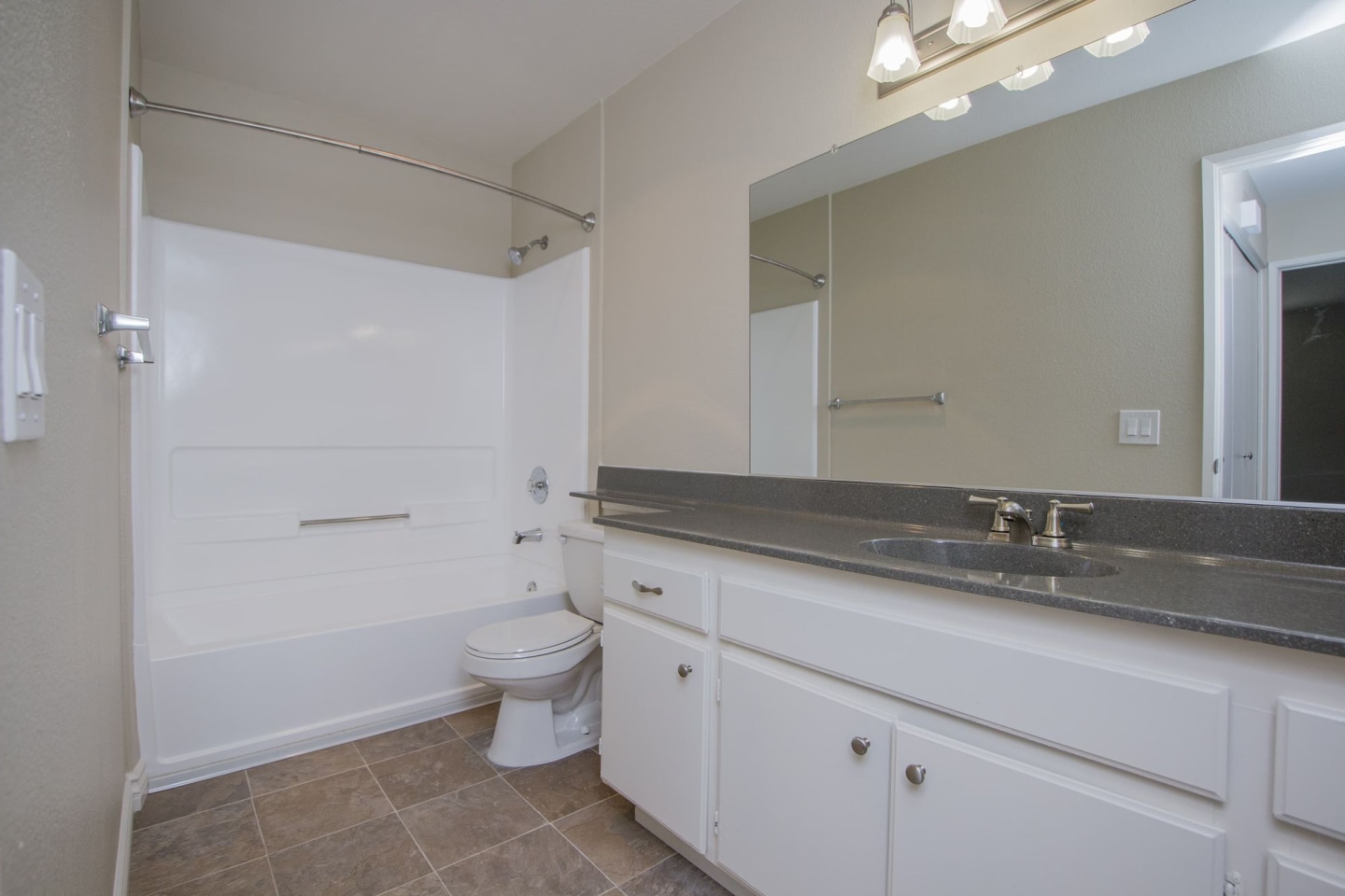 Reidy Creek Apartments Image 21