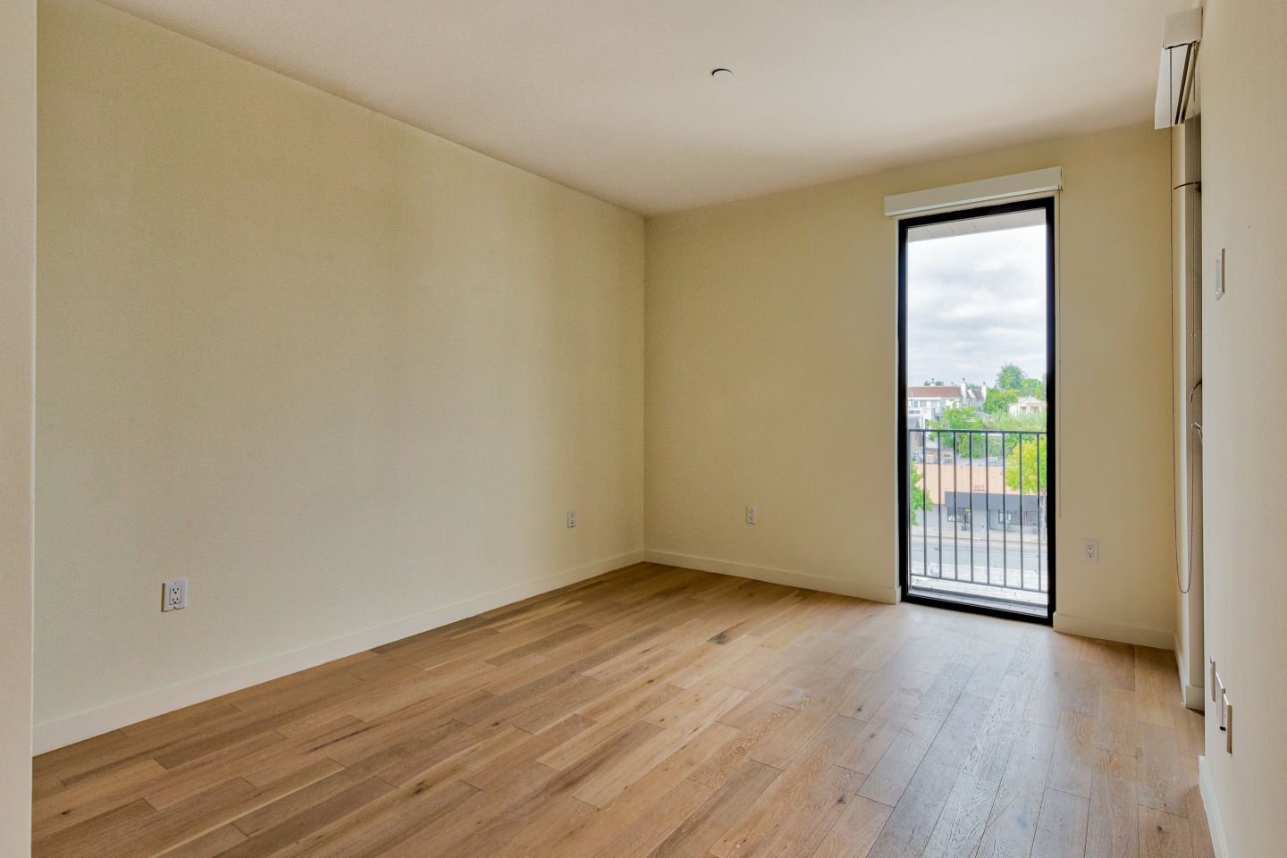 810 Ashland Image 5
