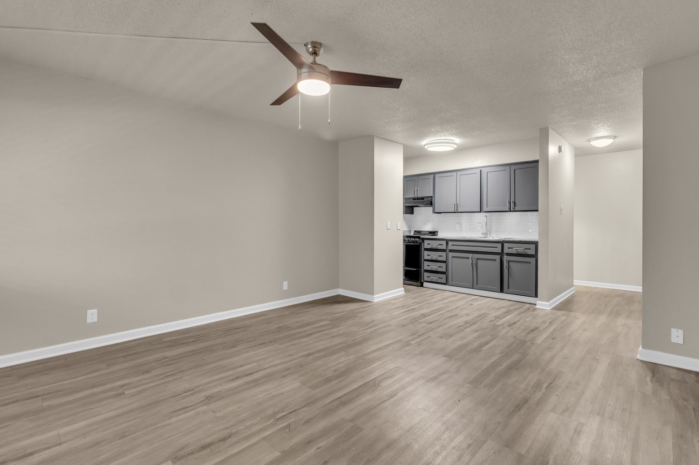 410 Heights Image 3