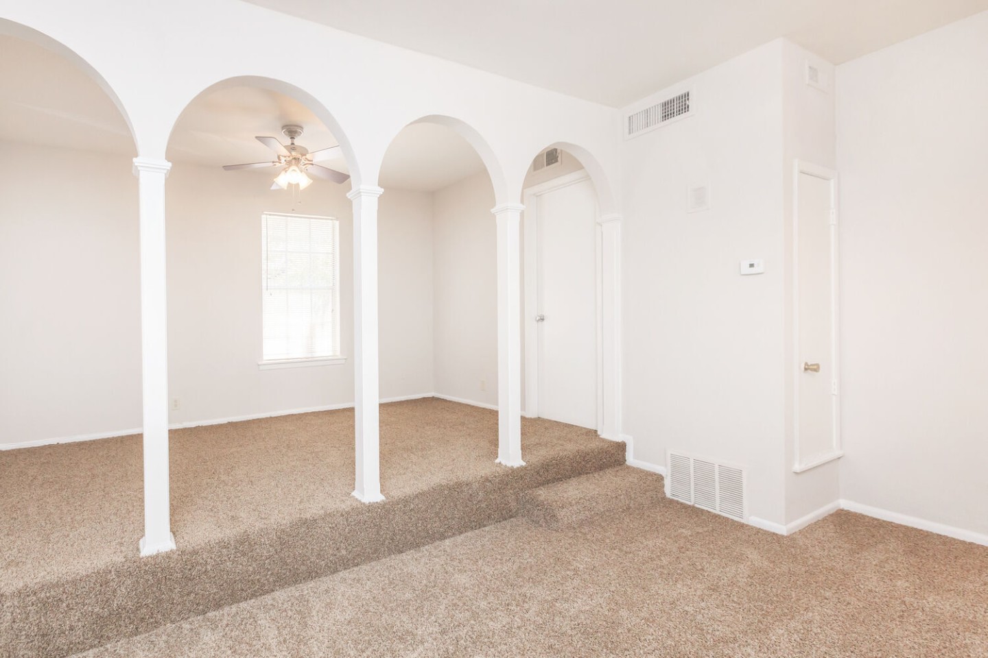 New England Village Apartments Image 33