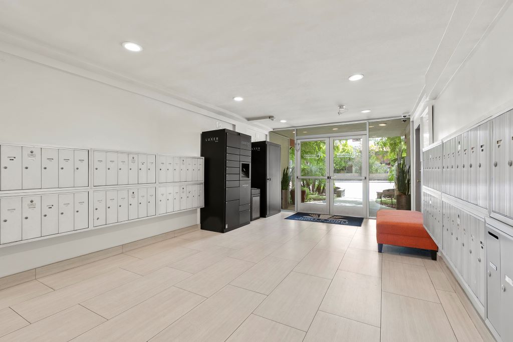 Lombardi Apartments Image 62