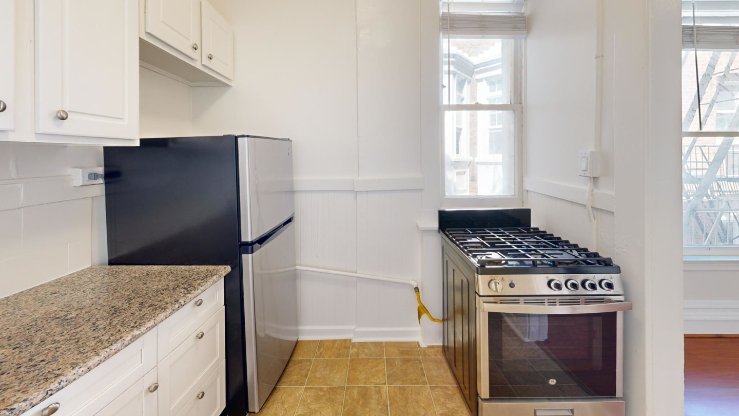 1020 Post Street Image 8