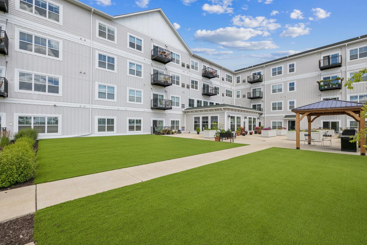 Hendrickson - A 55+ Senior Living Community Image 34
