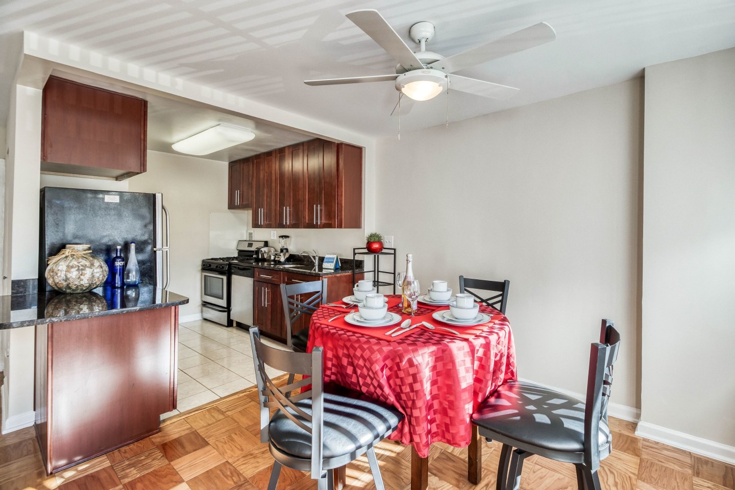 2112 New Hampshire Avenue Image 28