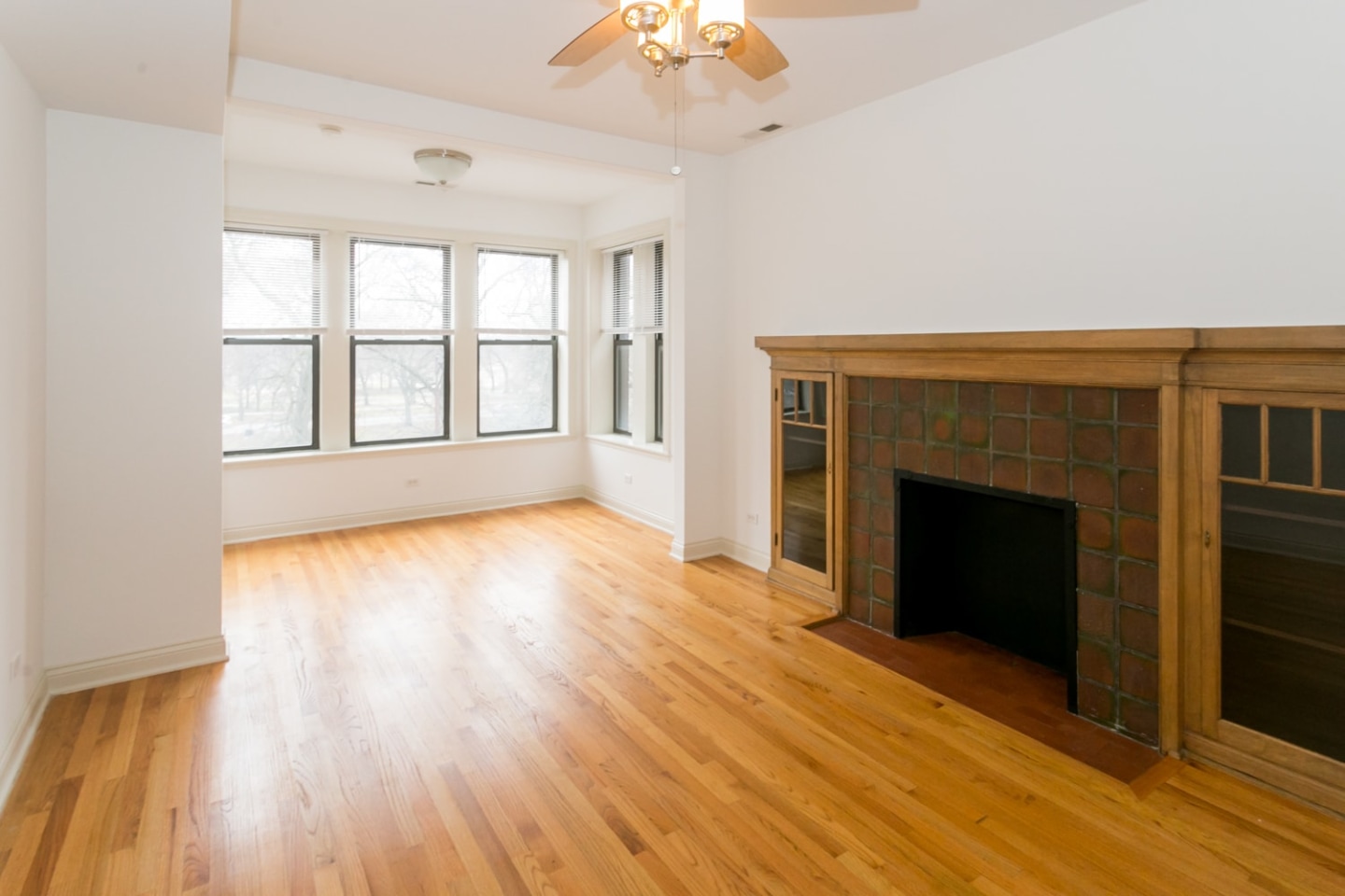 5401-5409 S. Cottage Grove Avenue Image 10