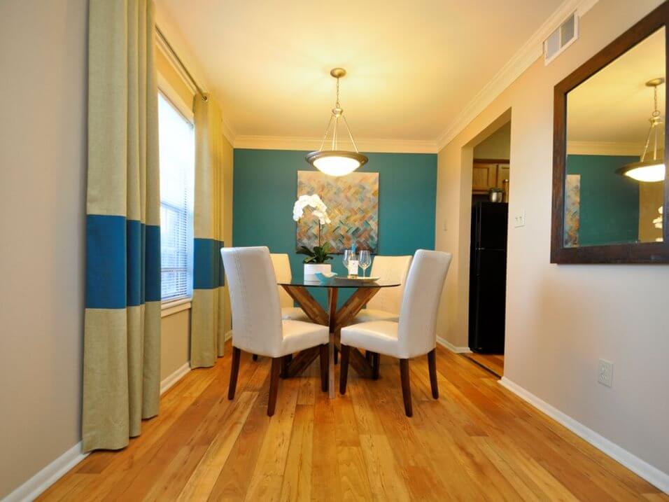 Pavilion Lakes Apartments Image 2