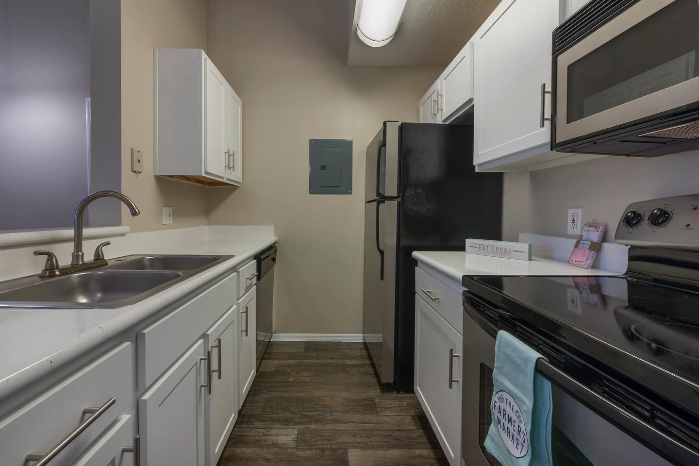 Highpoint Club Apartments Image 11