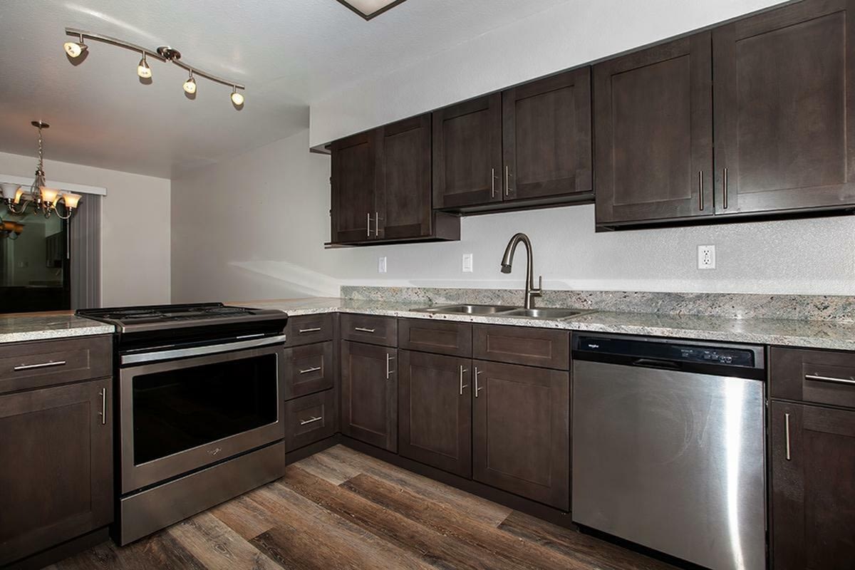Broadview Ridge Townhomes Image 16