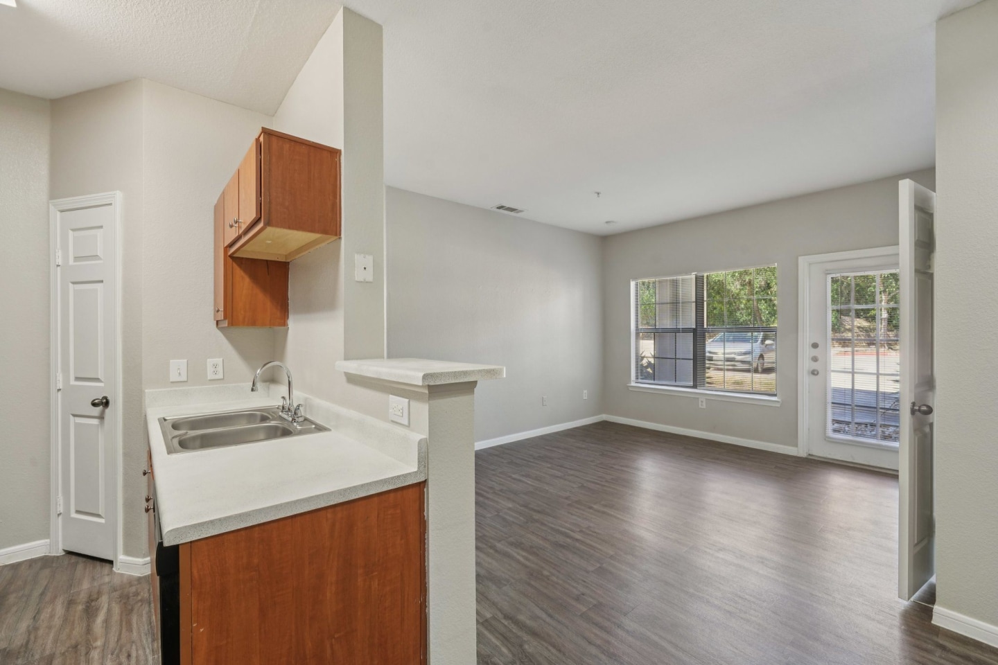 Vistas of Vance Jackson Apartments Image 7