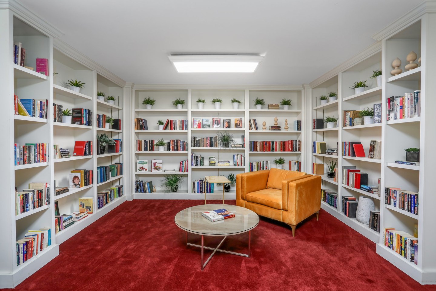 Farmington Oaks Image 34