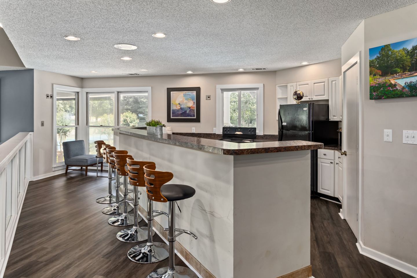 University Ridge Image 23
