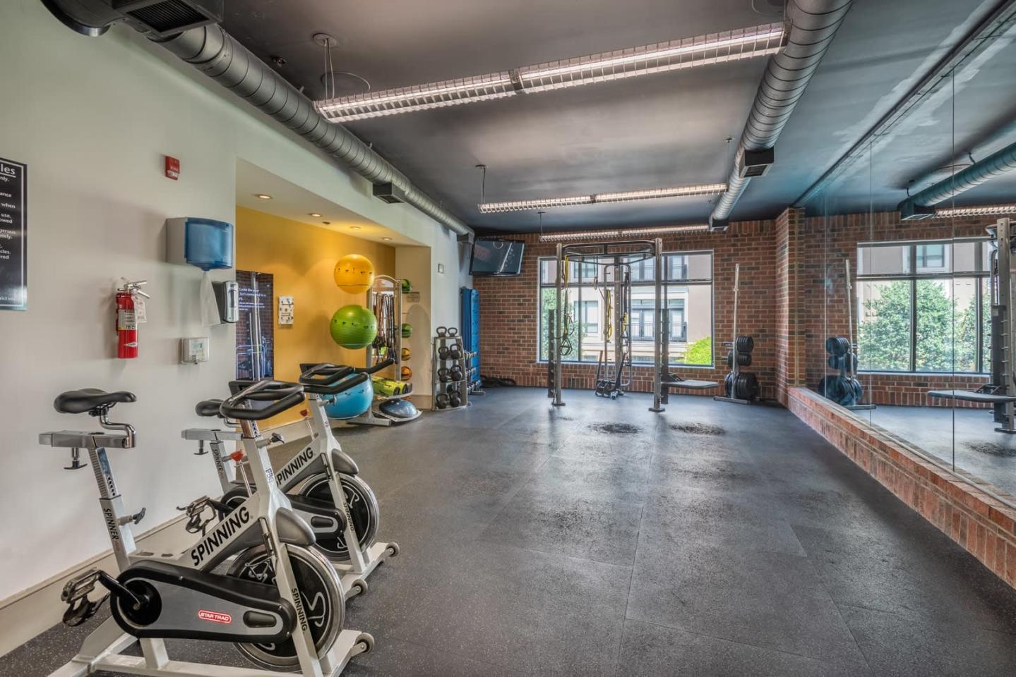 Lofts at Lakeview Image 18