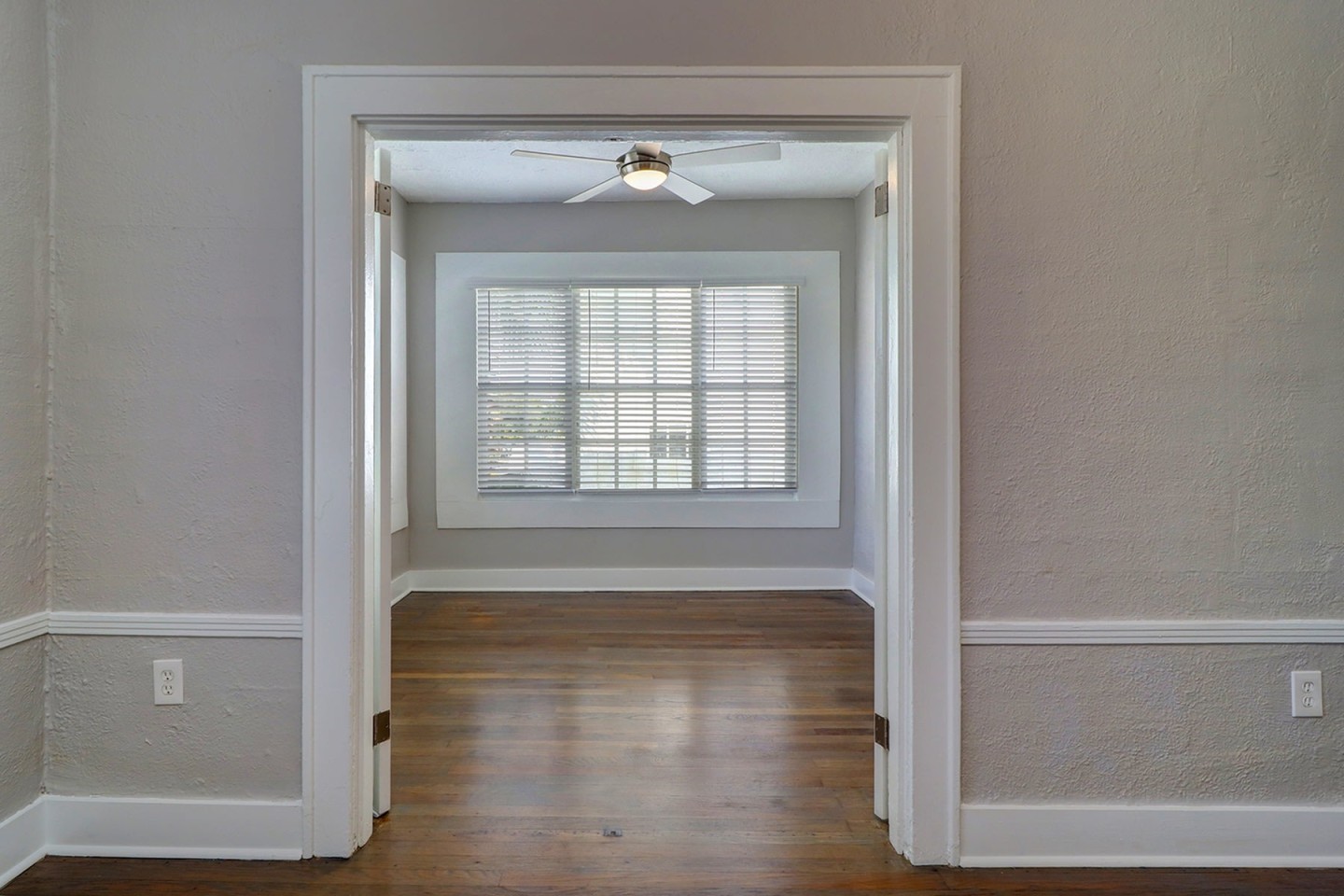 The Hyde Park Collection Image 39