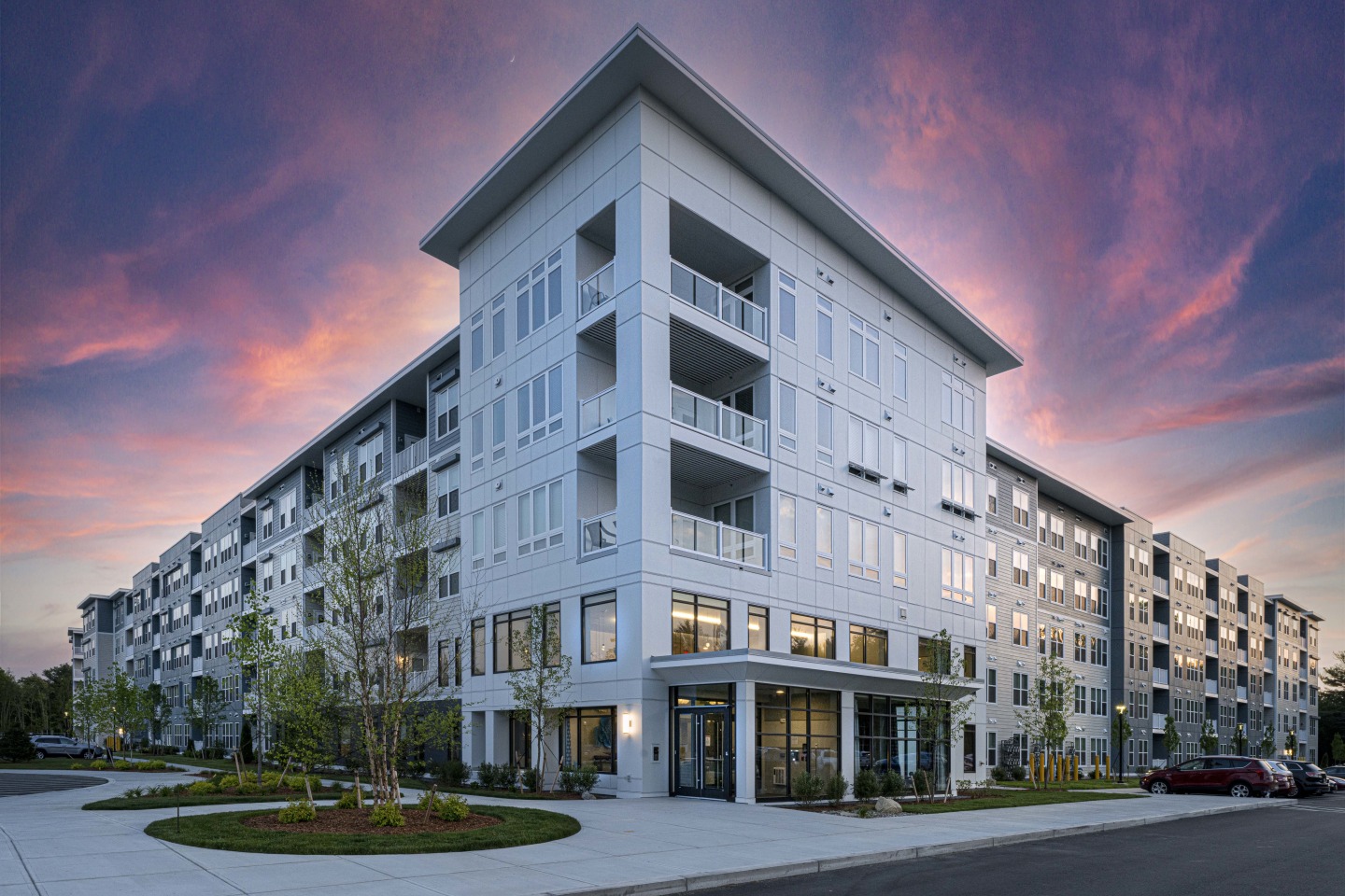 Viva Lakeshore Image 1