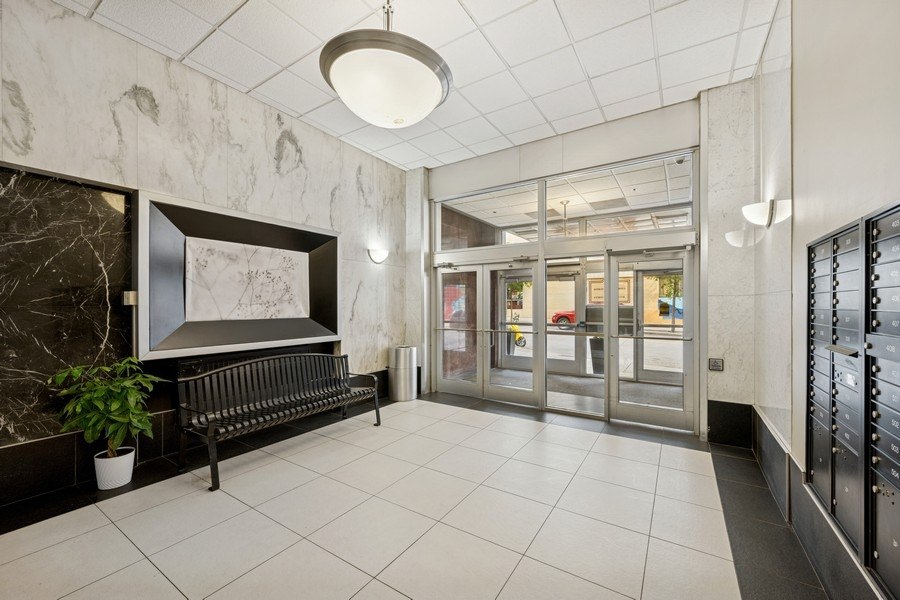 Commerce Building Apartments - Affordable Housing Image 4