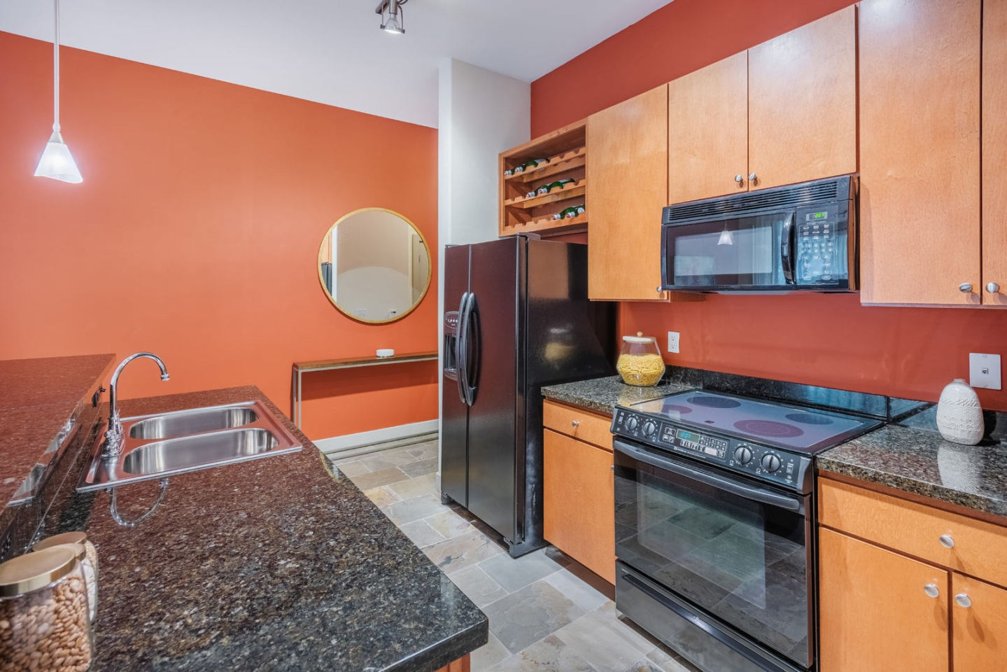 Lofts at Lakeview Image 7