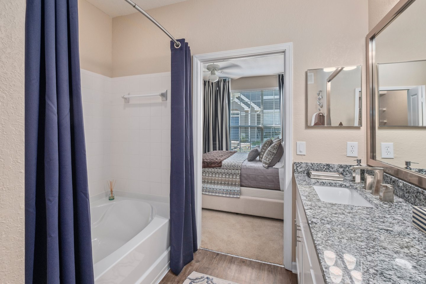 Deerwood Village Image 14