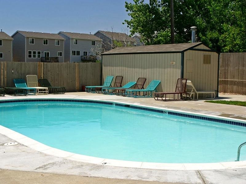 Lakeside Villas Image 13