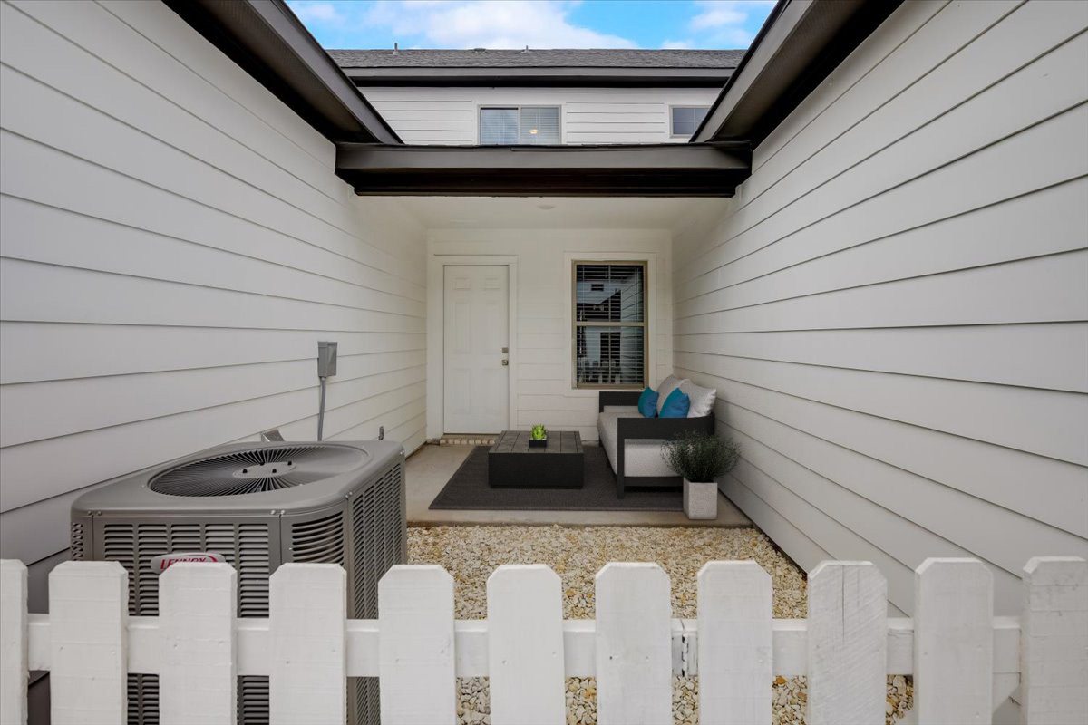 Townhomes at Bluebonnet Trails Image 11