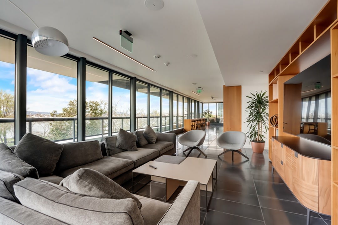 Channel House Image 22