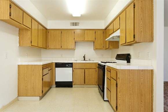 Income Restricted - Villa Robles - Affordable housing Image 3