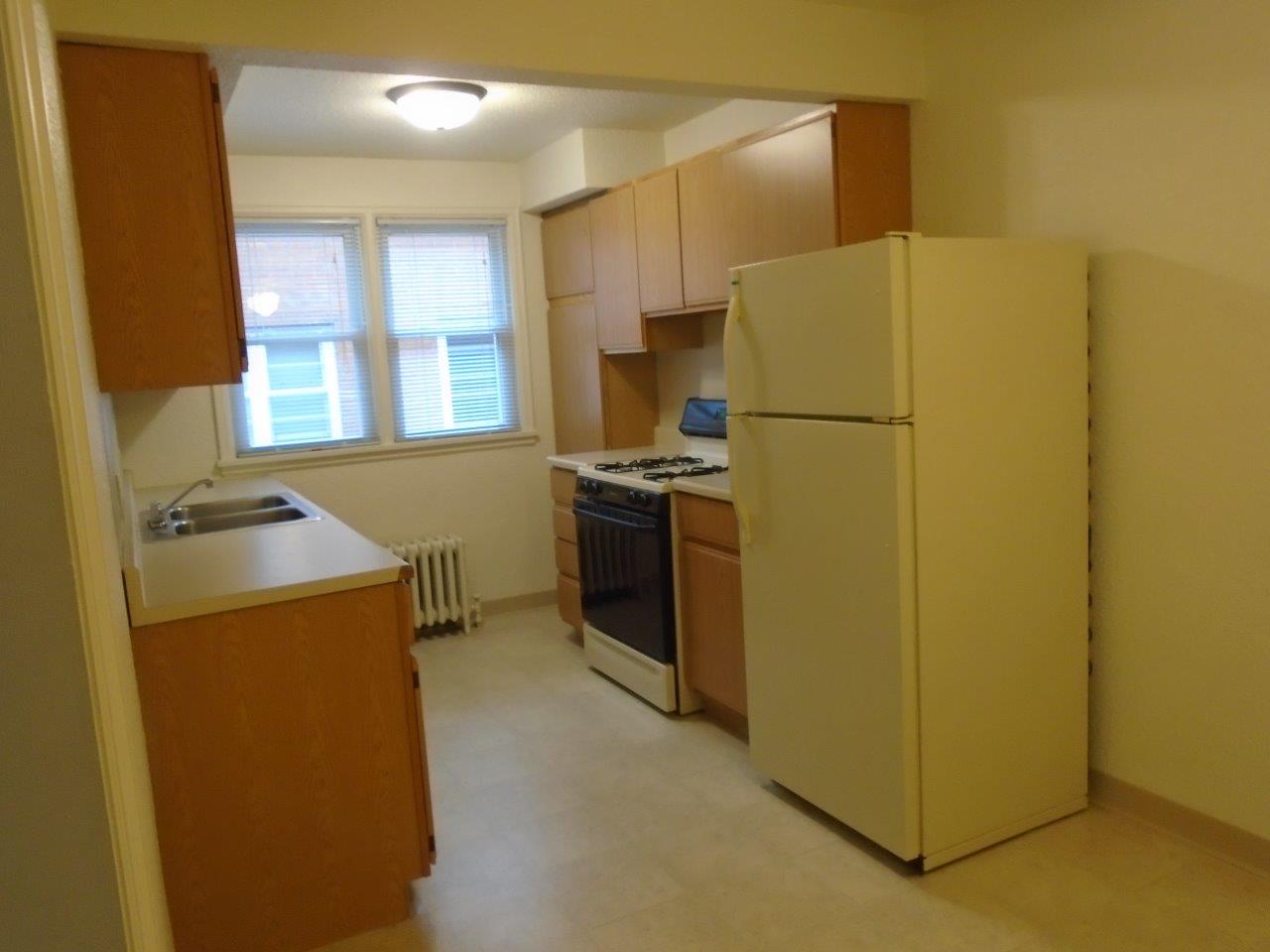 Village Apartments 1921 Image 3