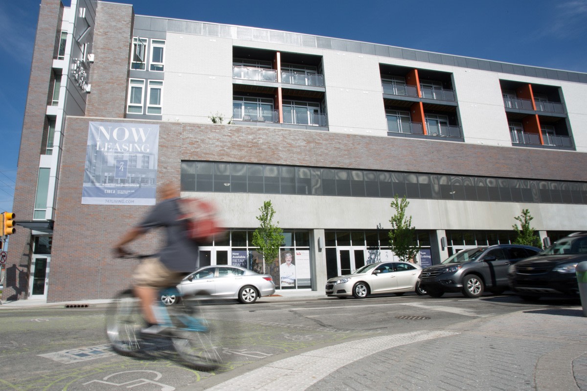 747 Apartments Image 26