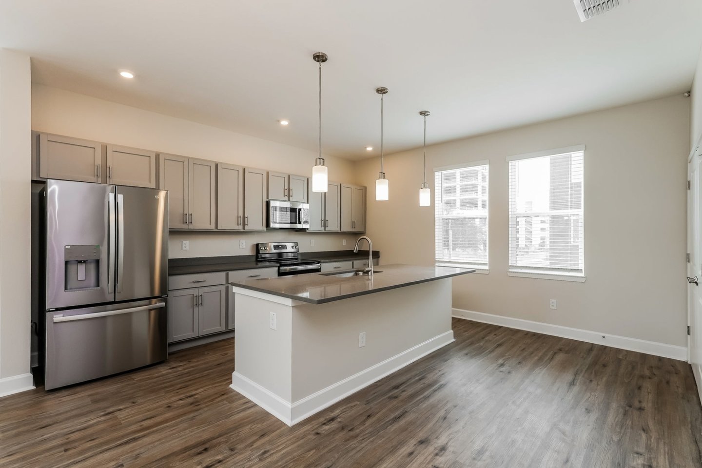 Monterey Townhomes Image 19