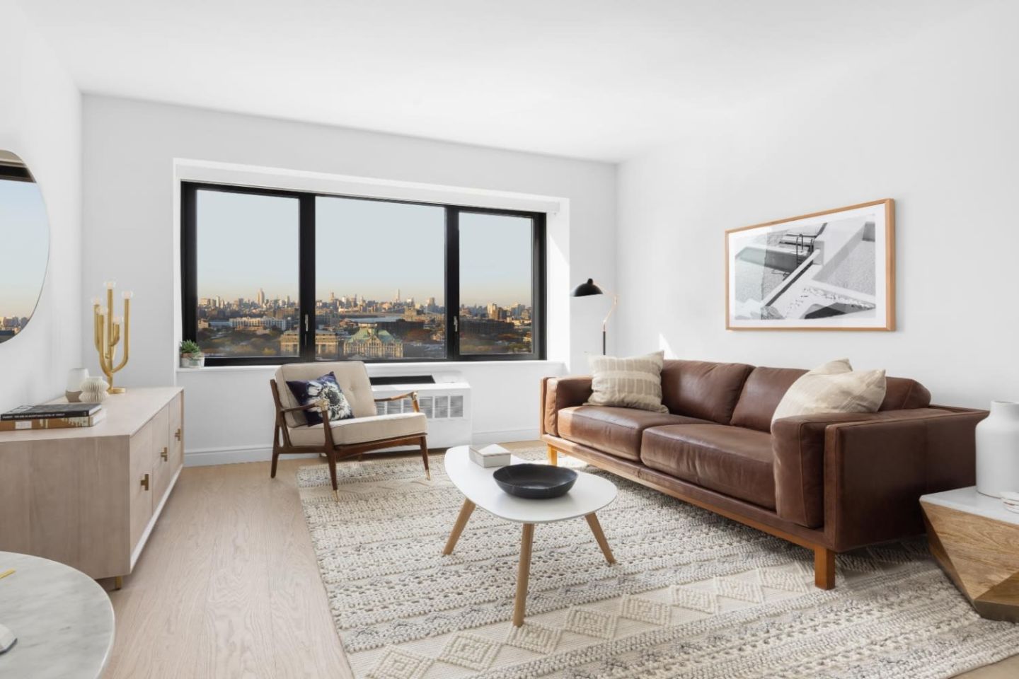 475 Clermont Image 6