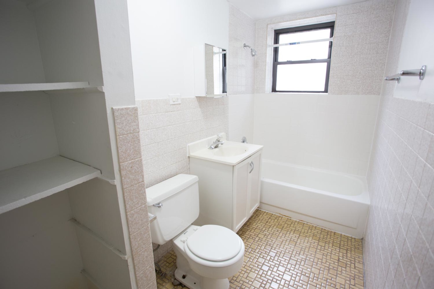 5452 S Ellis Image 20