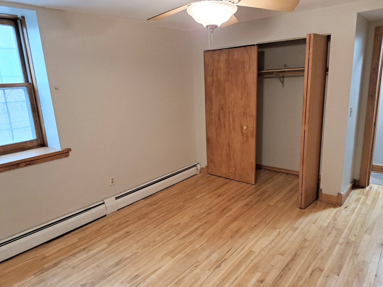 Emerson Manor Image 13