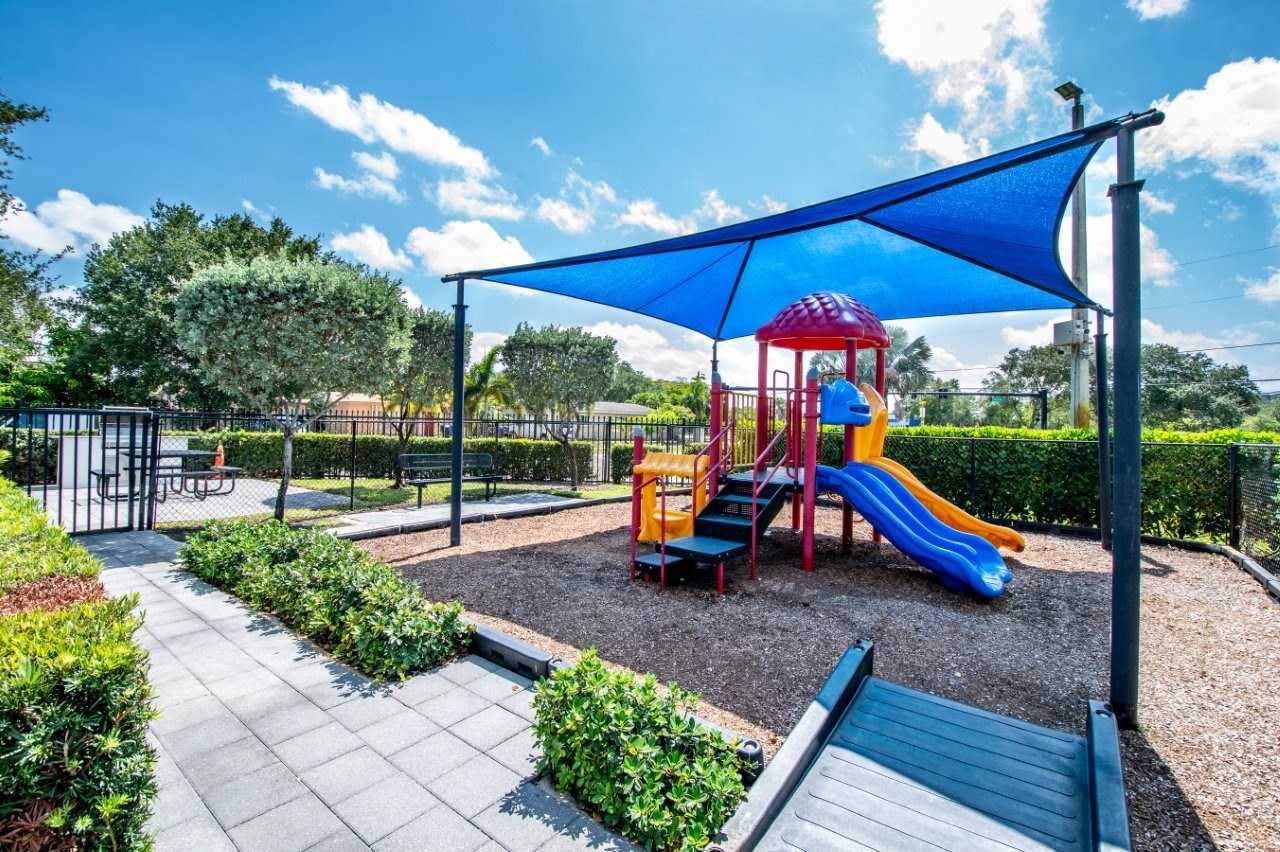 Legacy at Davie Image 16