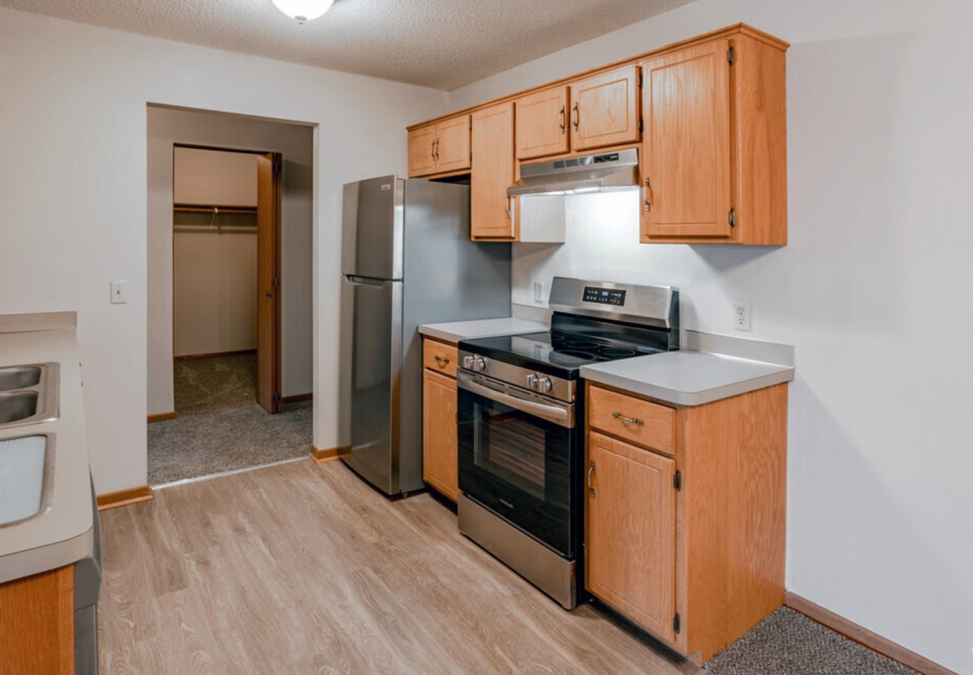 River Ridge Apartments Image 3