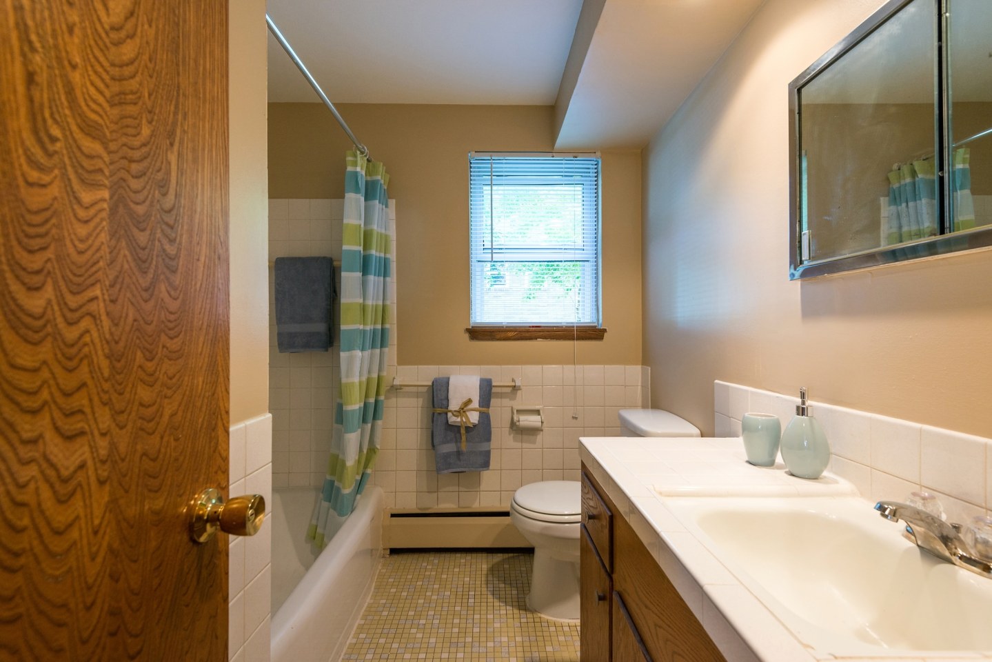 Brentwood Park Townhomes and Apartments Image 10