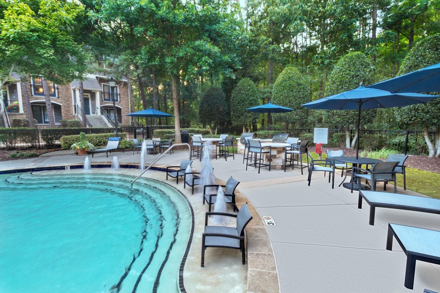The Estates at Ballantyne Apartments and Townhomes Image 12