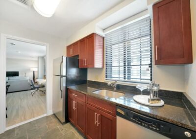 Metropolitan Apartments Image 17