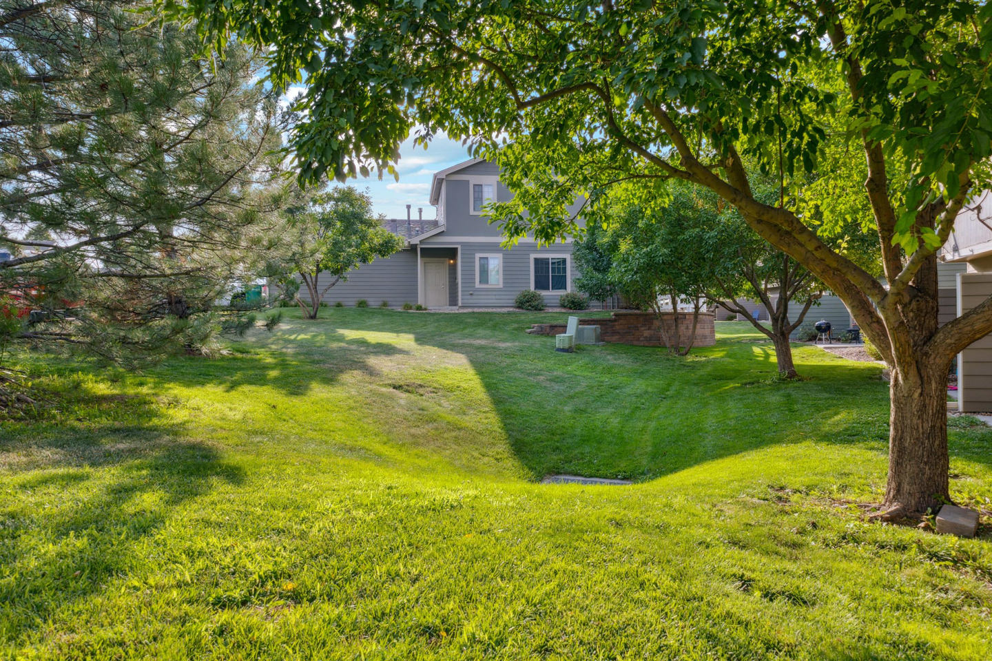 Arbor Garden Townhomes Image 18