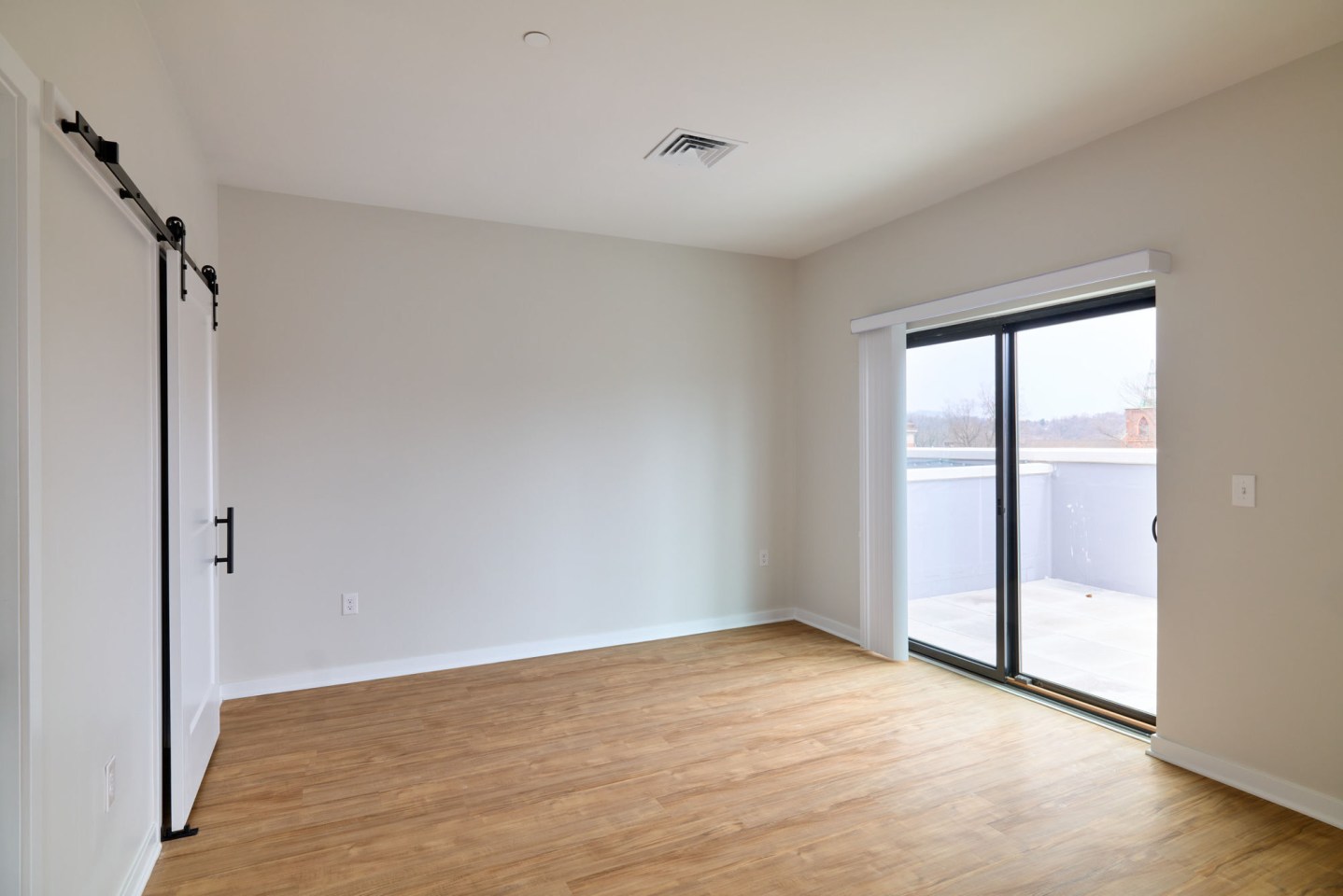 The Seville Apartments Image 26