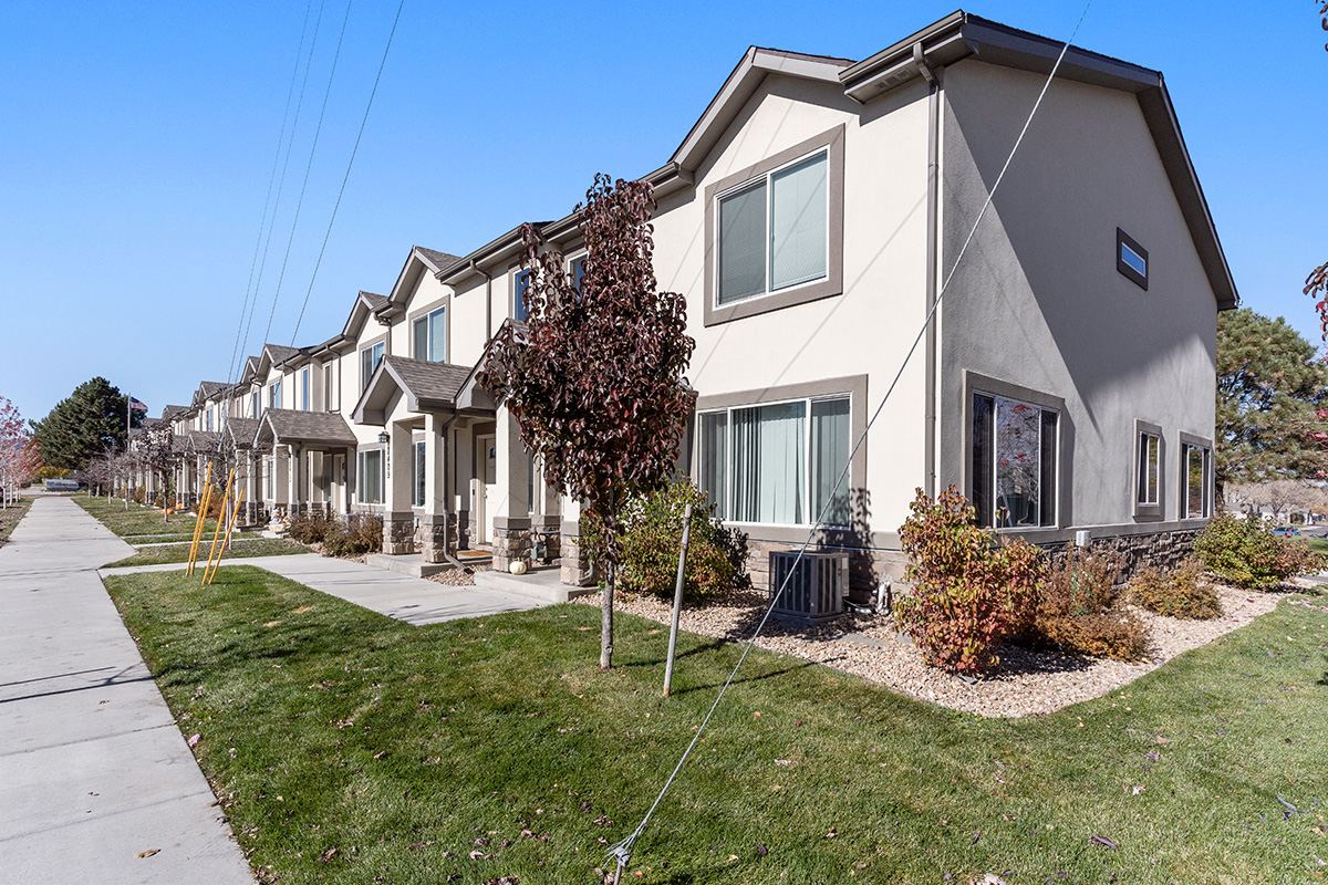 Carr Townhomes Image 1