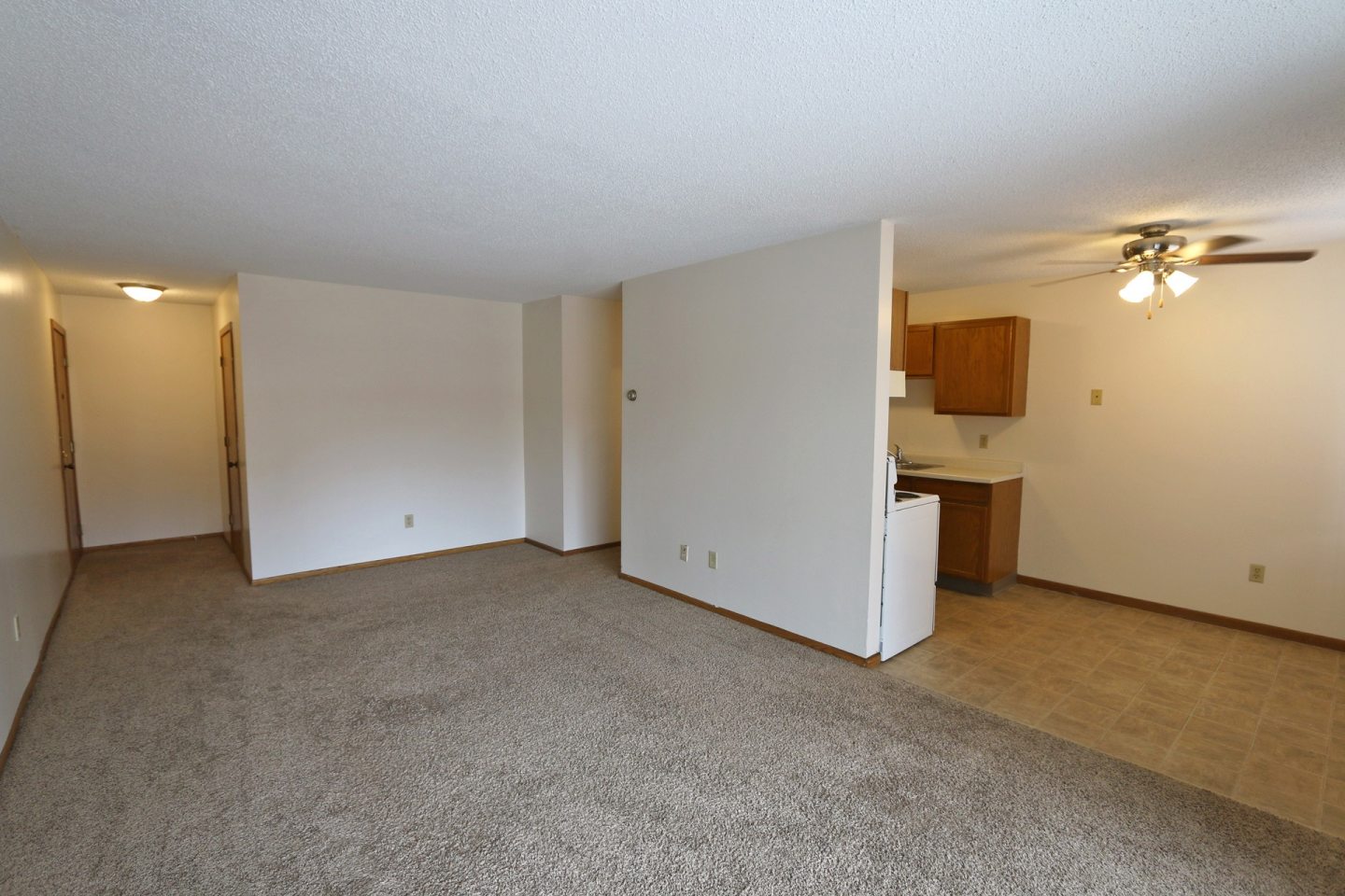 Van Dyke Apartments Image 21