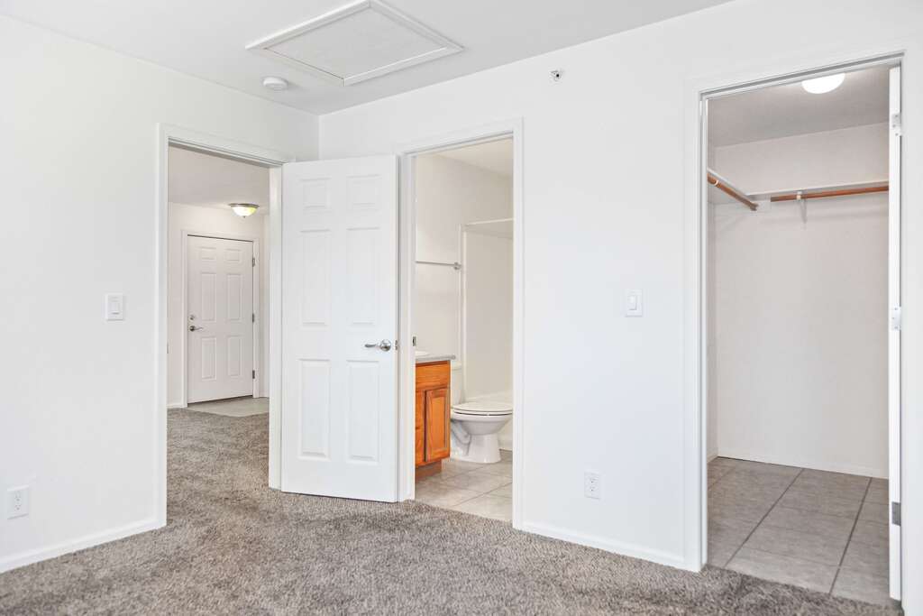 Rifle Creek Apartments Image 5
