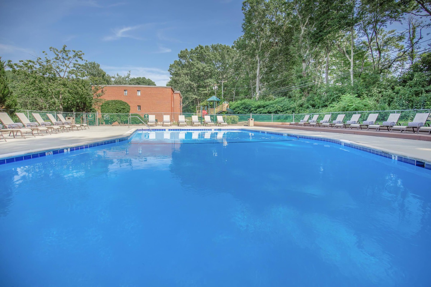 Forest Park Apartments Image 10