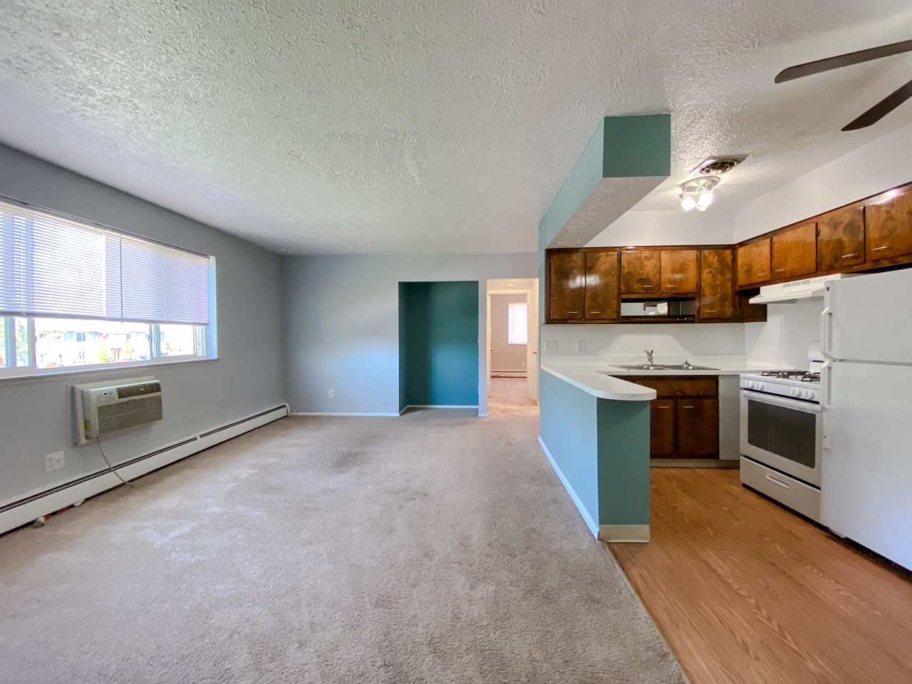 Maple Eastlake Apartments Image 11