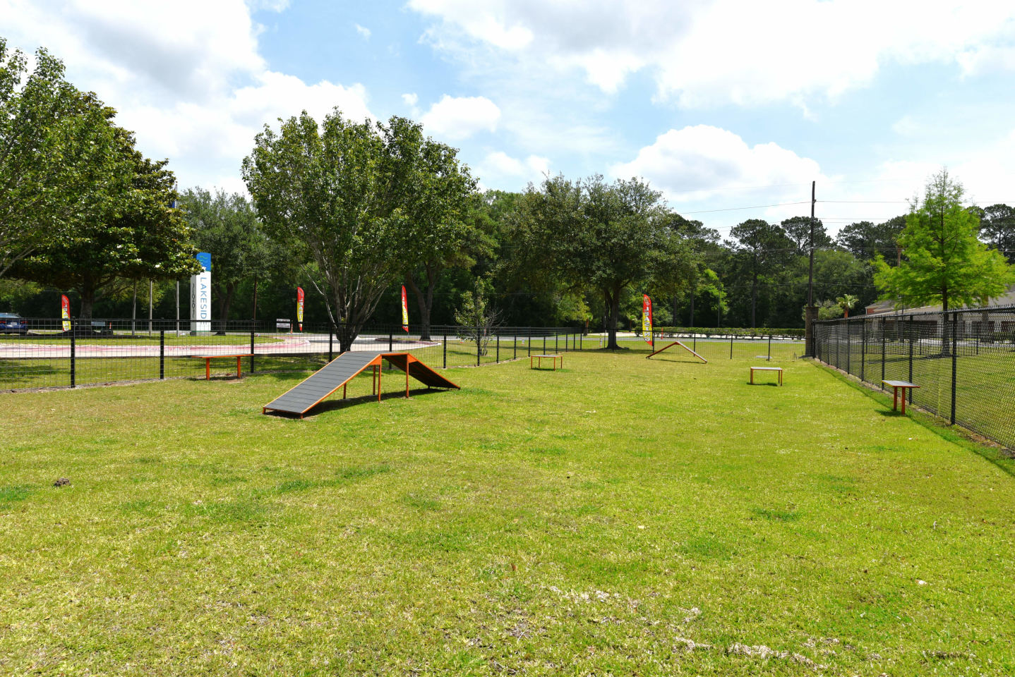 Lakeside Image 20