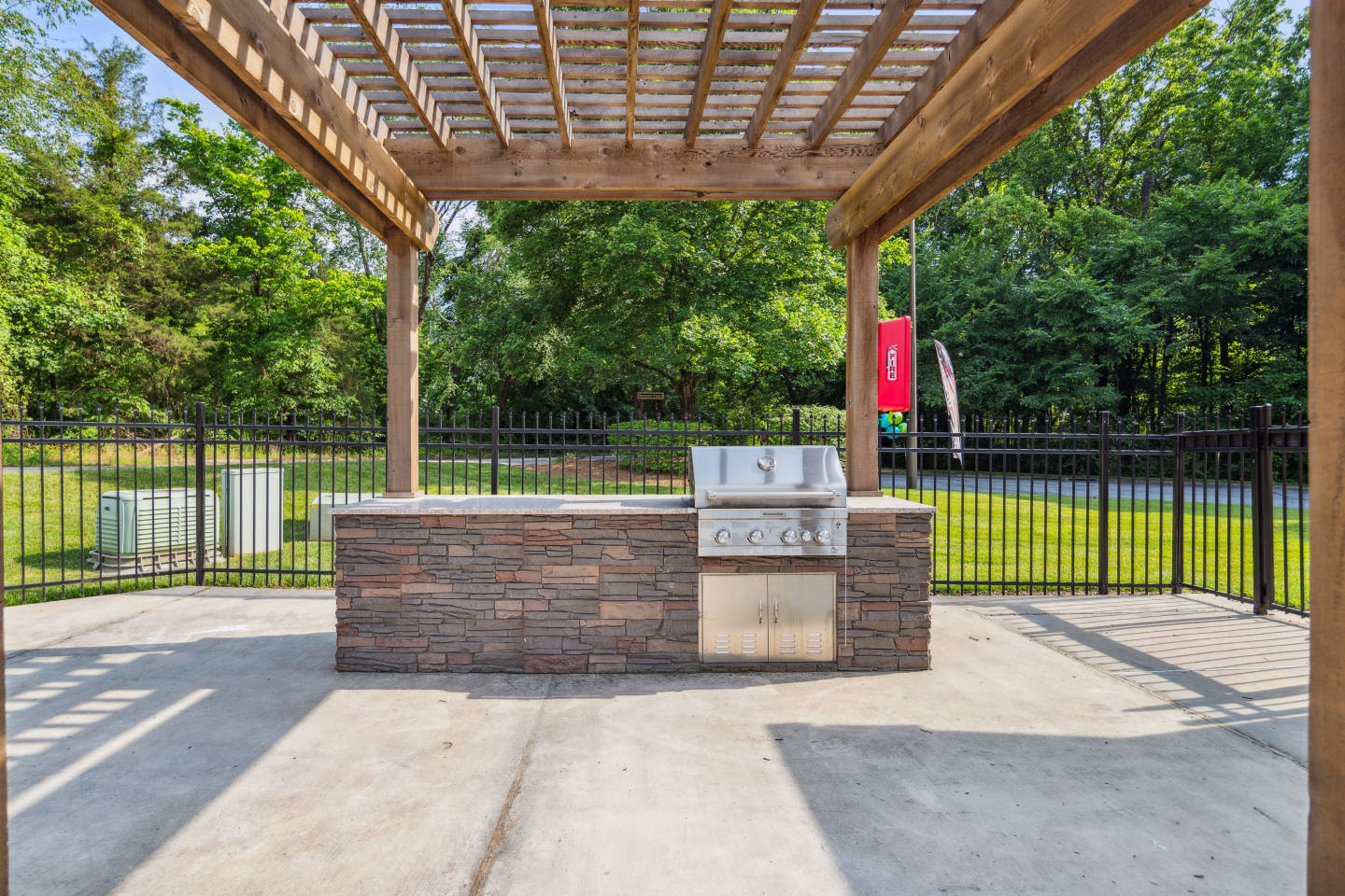 Davidson Apartment Homes Image 9